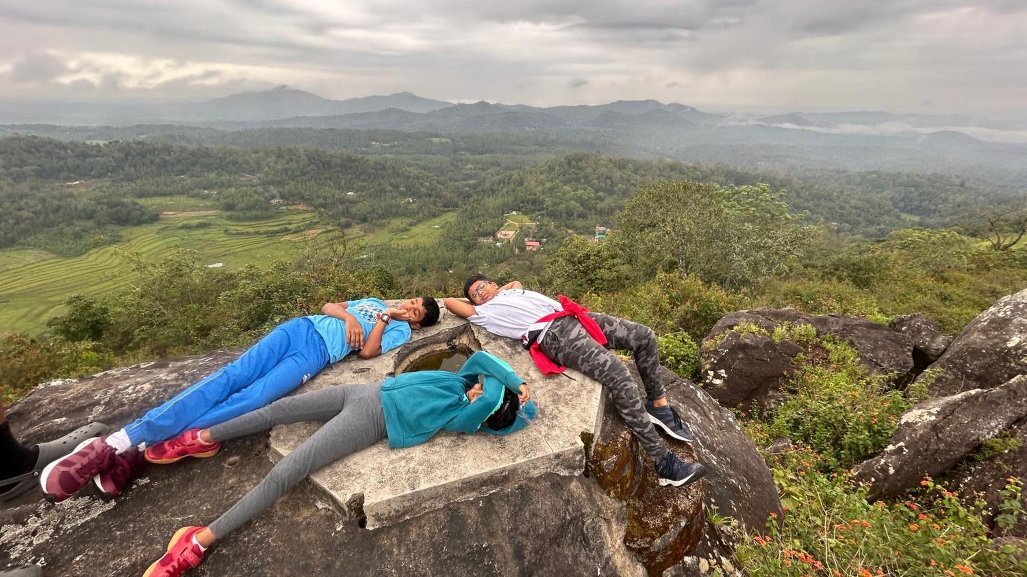 Doddakallu Betta Homestay Coorg Somvārpet المظهر الخارجي الصورة